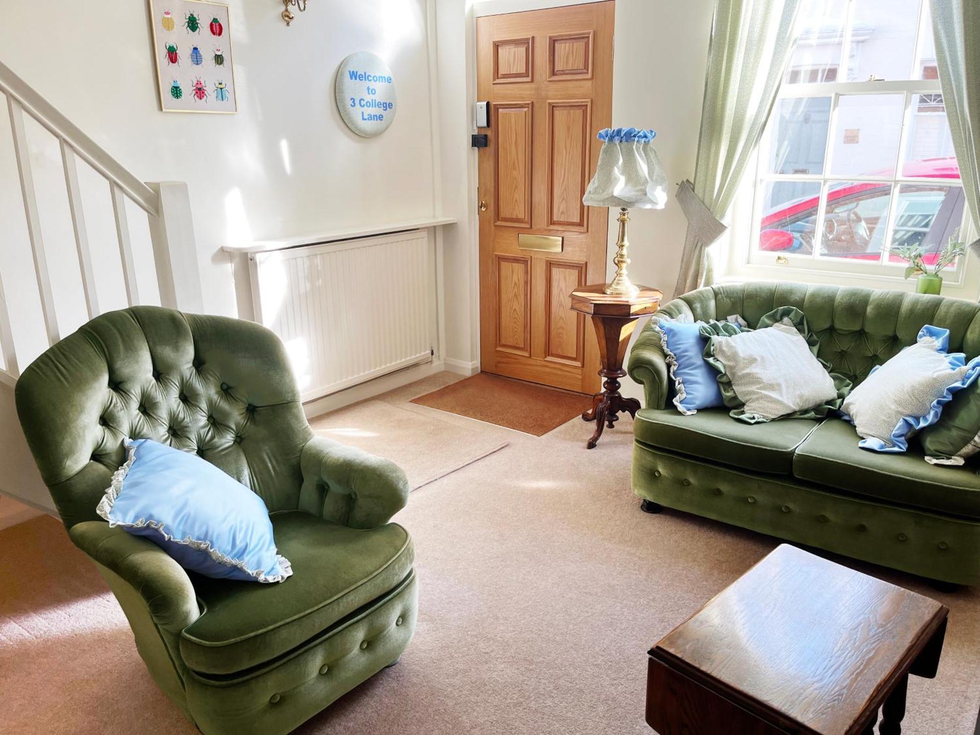 Traditional 2 Bedroom Cottage ストラットフォード＝アポン＝エイボン エクステリア 写真